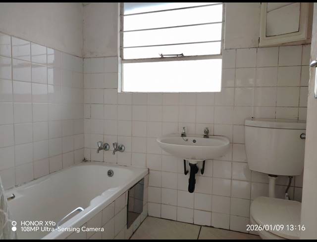 2 BEDROOM APARTMENT FOR SALE IN VORNA VALLEY